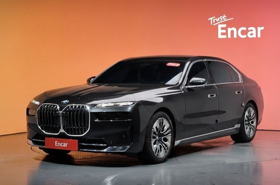 BMW 7-Series 740d xDrive Design Pure Excellence — пробег 74 399 км — фото 1 из 5