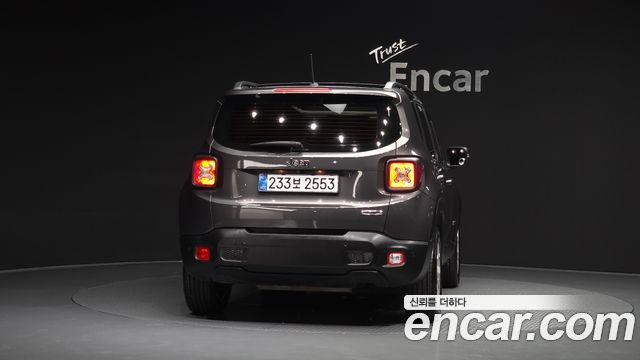 Jeep Renegade 2.4 Longitude — пробег 74 524 км — фото 4 из 5