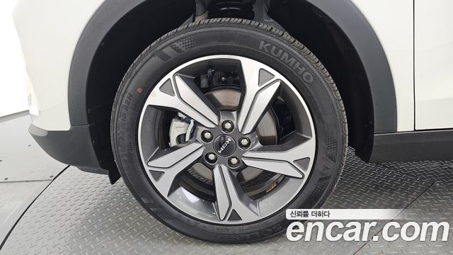 Ssangyong TIBOLI из Кореи Encar