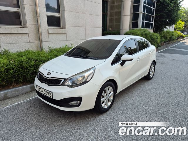 Kia pride 1.4 MPI Sedan Deluxe — пробег 115 000 км — фото 1 из 5