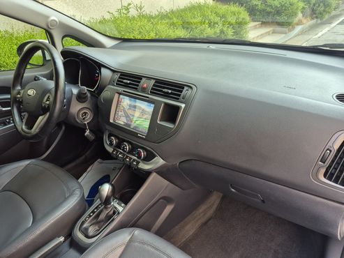 Kia pride 1.4 MPI Sedan Deluxe — пробег 115 000 км — фото 2 из 5
