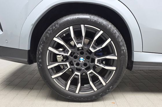 BMW X6 xDrive40i M Sport — пробег 11 669 км — фото 5 из 5