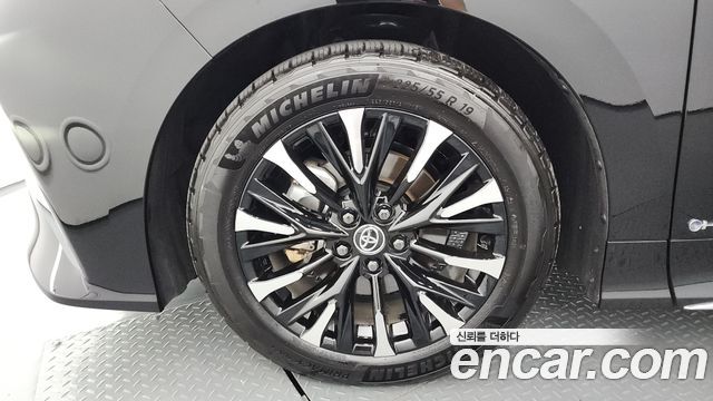 Toyota Alphard из Кореи Encar