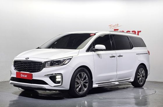 Kia Carnival 7-Seater Limousine President — пробег 80 596 км — фото 1 из 5