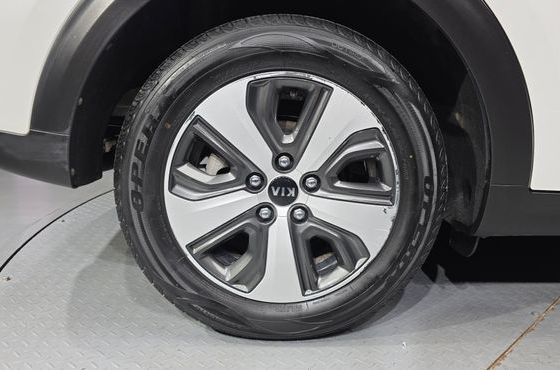 Kia Niro Prestige — пробег 85 601 км — фото 5 из 5