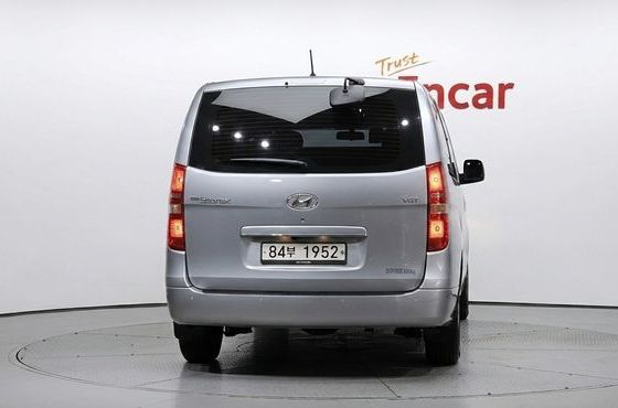 Hyundai Starex Van 5-Seater Smart — пробег 155 086 км — фото 4 из 5