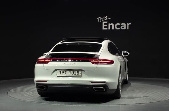 Porsche Panamera 3.0 AWD — пробег 96 542 км — фото 4 из 5
