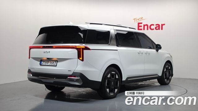 Kia Carnival из Кореи Encar
