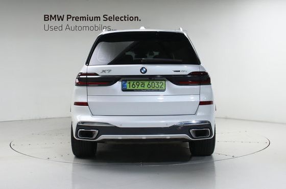 BMW X7 xDrive 40i M Sport 6STR — пробег 11 046 км — фото 3 из 5