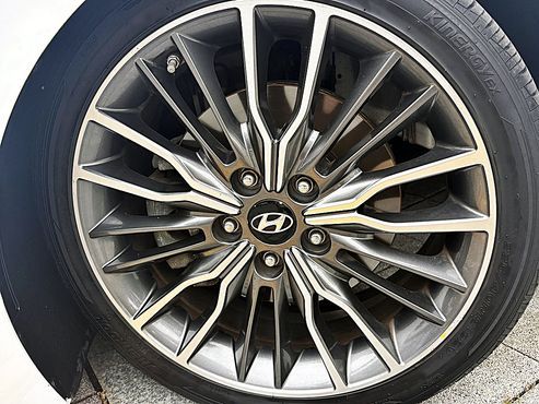 Hyundai AVANTE 1.6 Turbo Sport Extreme Selection — пробег 86 582 км — фото 5 из 5