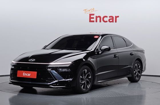 Hyundai Sonata 2.0 Exclusive — пробег 18 063 км — фото 1 из 5