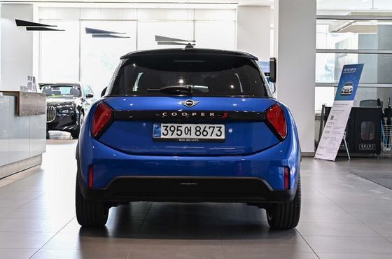 Mini Cooper Favoured — пробег 9 093 км — фото 3 из 5