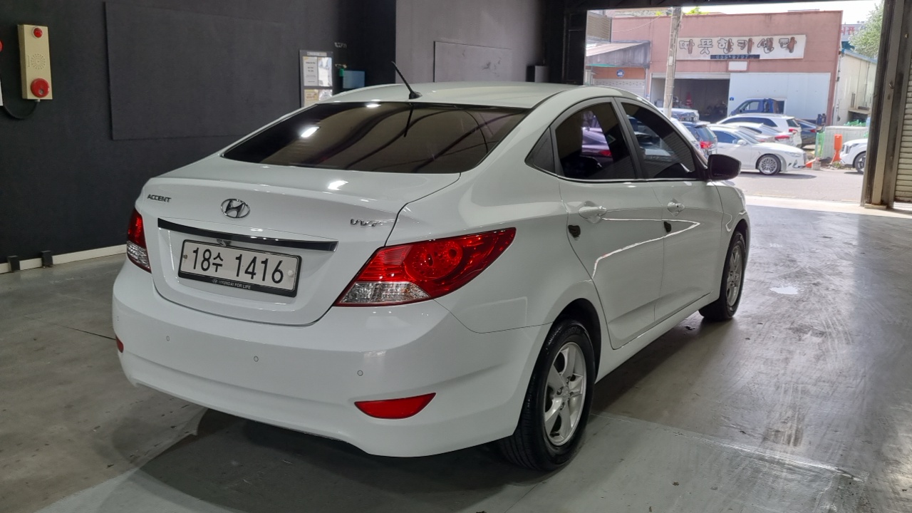 Hyundai Accent из Кореи Encar