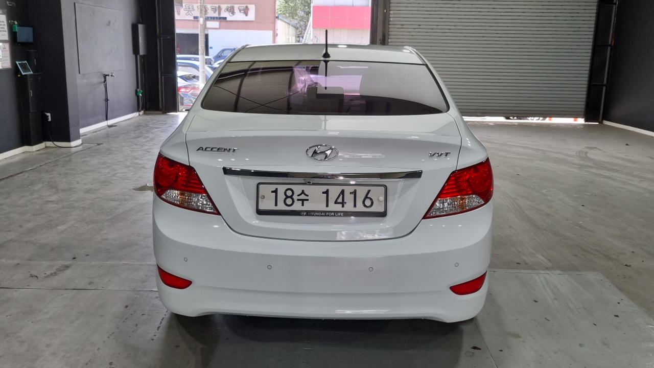 Hyundai Accent из Кореи Encar