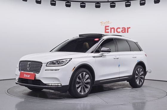 Lincoln Corsair 2.0 Reserve AWD — пробег 108 176 км — фото 1 из 5