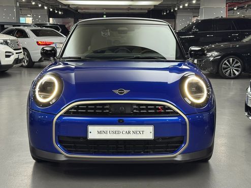 Mini Cooper Favoured — пробег 4 278 км — фото 2 из 5