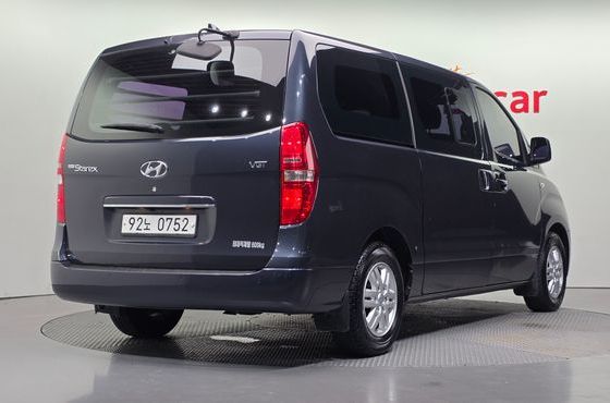 Hyundai Starex 5-Seater VAN Modern — пробег 174 700 км — фото 2 из 5