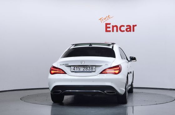 Mercedes-Benz CLA-Class CLA250 4MATIC — пробег 117 136 км — фото 4 из 5