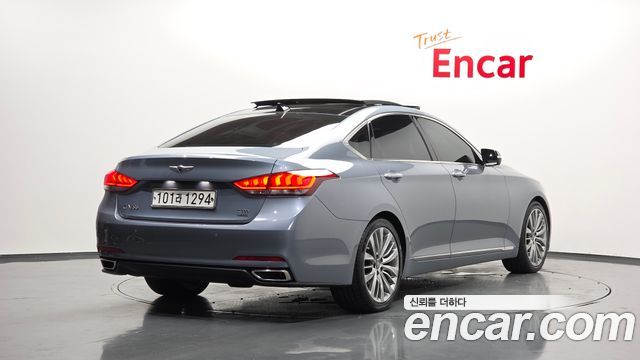 Hyundai Genesis из Кореи Encar