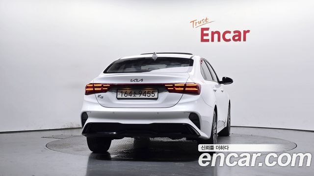 Kia K3 из Кореи Encar