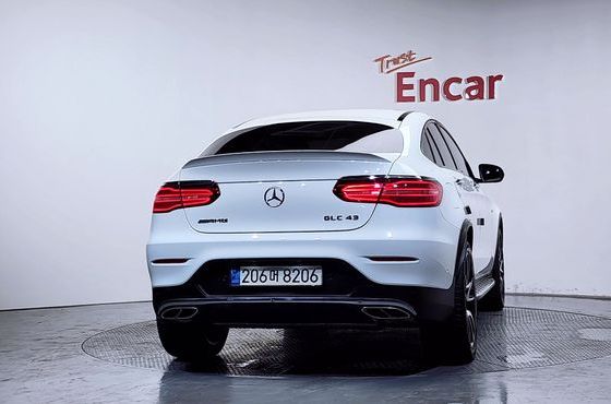 Mercedes-Benz GLC-Class AMG GLC43 4MATIC Coupe — пробег 84 435 км — фото 4 из 5