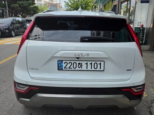 Kia Niro Signature — пробег 106 000 км — фото 3 из 5