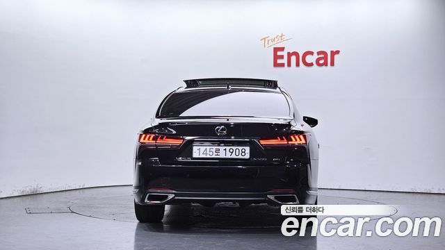 Lexus LS из Кореи Encar