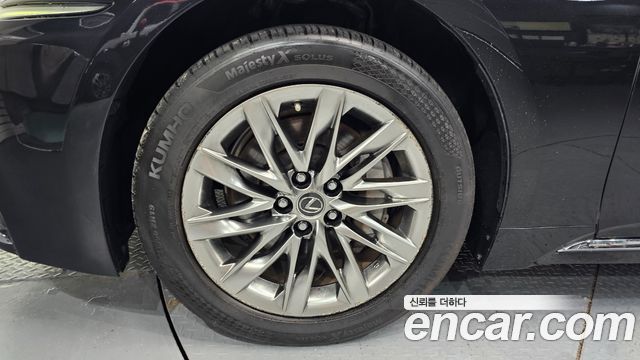 Lexus LS из Кореи Encar