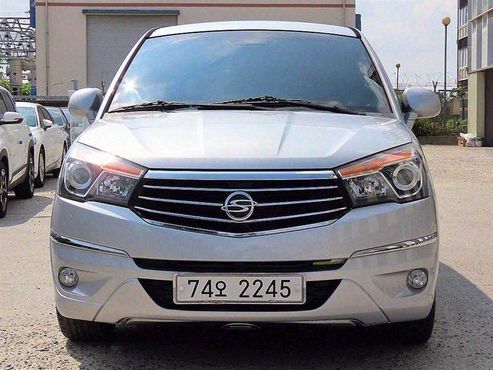 Ssangyong KORANDO 2WD TX 11-seater — пробег 148 500 км — фото 1 из 5
