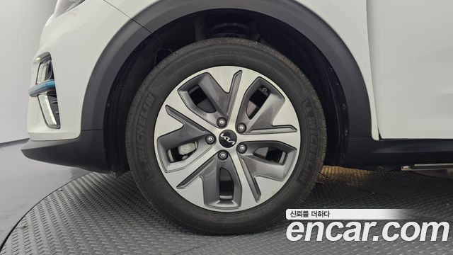 Kia Niro Noblesse — пробег 26 807 км — фото 5 из 5