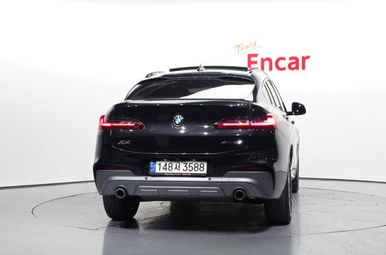 BMW X4 xDrive20i M Sport X — пробег 51 764 км — фото 4 из 5