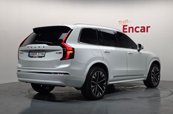Volvo XC90 B6 Ultra Bright — пробег 15 518 км — фото 2 из 5