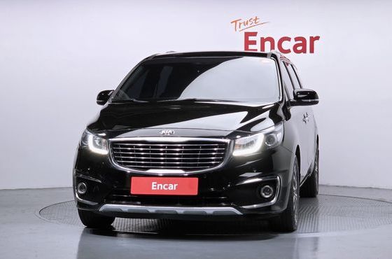 Kia Carnival 9-seater Luxury — пробег 209 053 км — фото 3 из 5