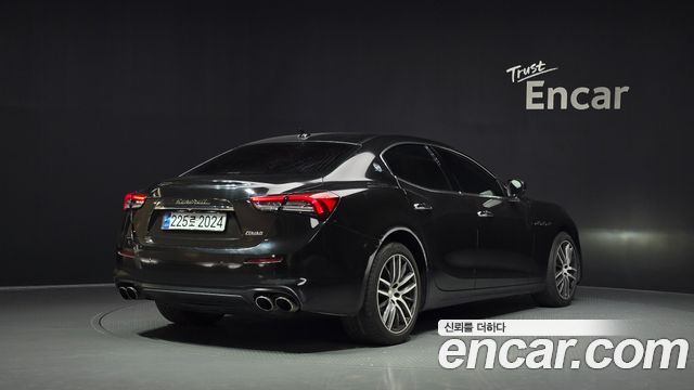 Maserati Ghibli из Кореи Encar