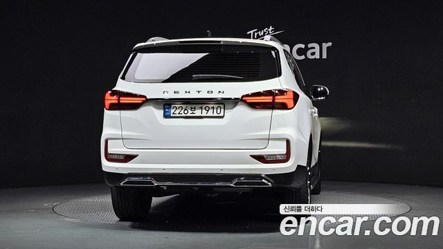 Ssangyong Rexton из Кореи Encar