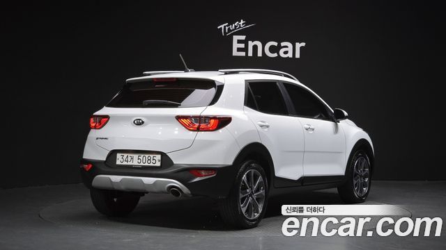 Kia Stonic Diesel 1.6 Trendy — пробег 149 050 км — фото 2 из 5