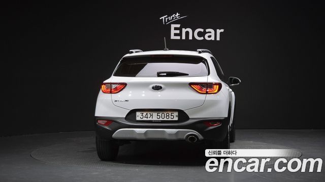 Kia Stonic Diesel 1.6 Trendy — пробег 149 050 км — фото 4 из 5