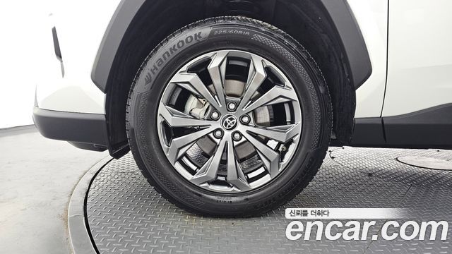 Toyota RAV4 2.5 2WD Hybrid — пробег 94 629 км — фото 5 из 5