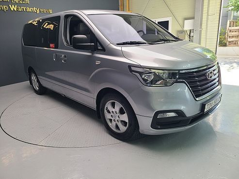 Hyundai Starex Wagon 11-Seater Smart — пробег 116 200 км — фото 3 из 5