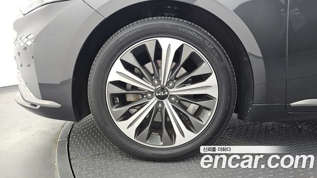Kia K8 из Кореи Encar