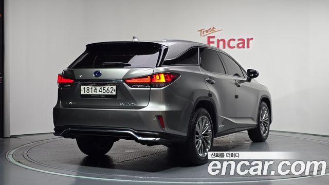 Lexus RX Executive — пробег 45 939 км — фото 2 из 5