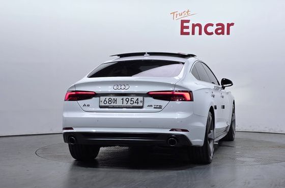 Audi A5 45 TFSI Quattro Premium Sportback — пробег 78 273 км — фото 4 из 5