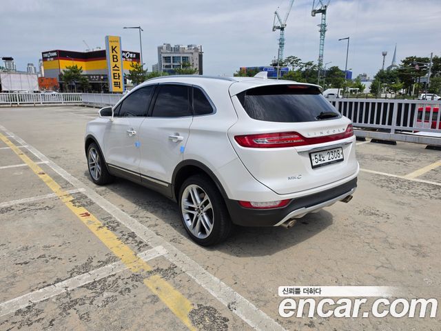 Lincoln MKC 2.0 AWD — пробег 57 168 км — фото 5 из 5