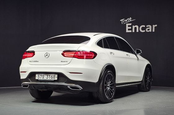 Mercedes-Benz GLC-Class GLC220 d 4MATIC Premium Coupe — пробег 74 987 км — фото 2 из 5