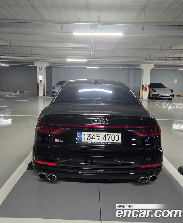 Audi S8 из Кореи Encar