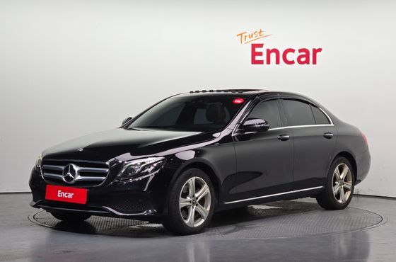 Mercedes-Benz E-Class E220d 4MATIC Avantgarde — пробег 293 664 км — фото 1 из 5