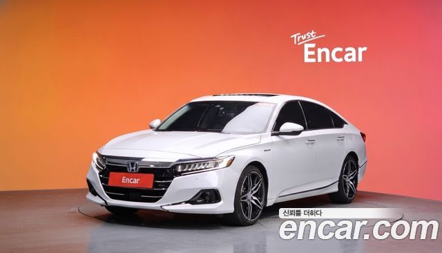 Honda Accord 2.0 Hybrid Touring — пробег 55 223 км — фото 1 из 5