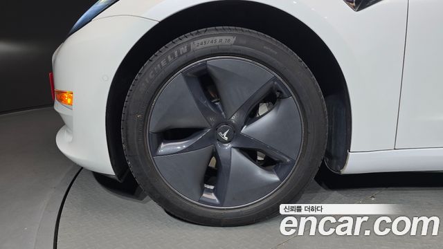 Tesla Model 3 Standard Range Plue RWD — пробег 79 562 км — фото 5 из 5