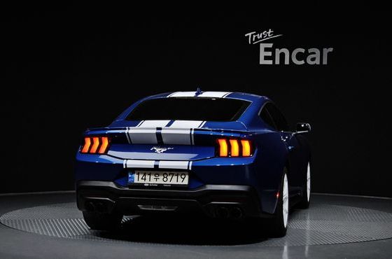 Ford Mustang 2.3 EcoBoost Premium Coupe — пробег 16 340 км — фото 4 из 5