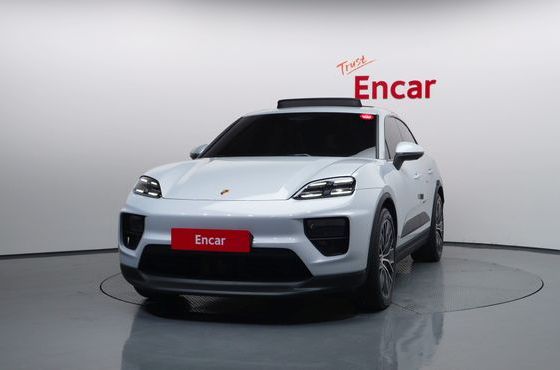 Porsche Macan Base 4 — пробег 46 330 км — фото 3 из 5
